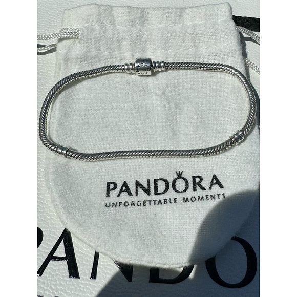 PANDORA ‘Memories Bracelet’ w/ 3 Charms, Size 8.3”L - Picture 2 of 12